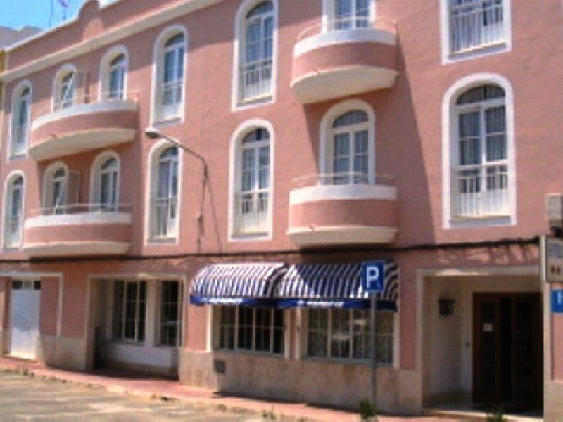 Hotel Geminis Ситадела Екстериор снимка